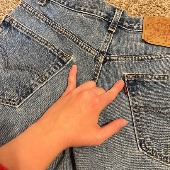 Vintage Levi 550 Classic Blue Denim Women's Shorts waist 32 - Picture 3 of 9